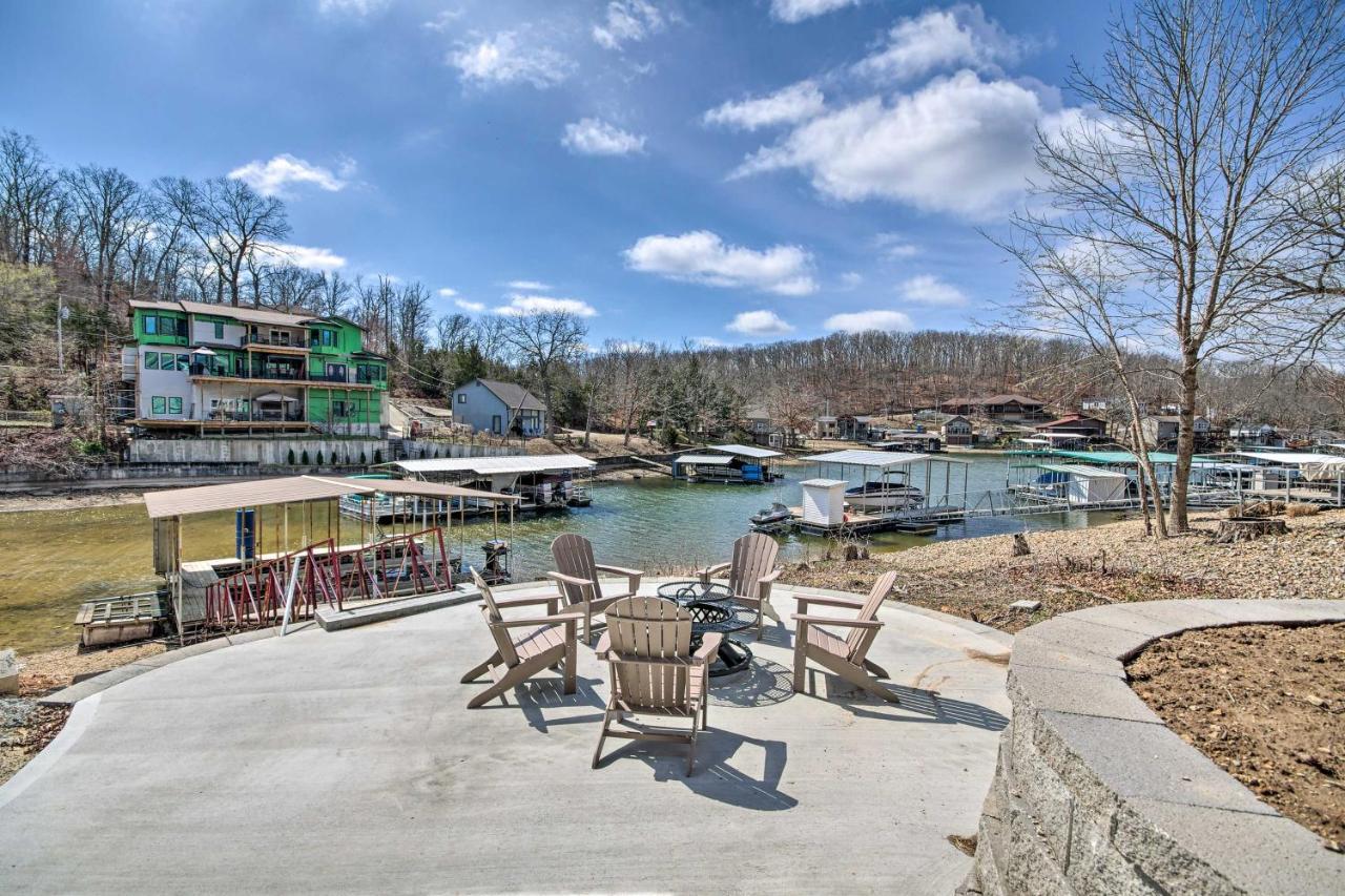 Lakefront Rocky Mount Home With Dock And Fire Pit Exterior foto