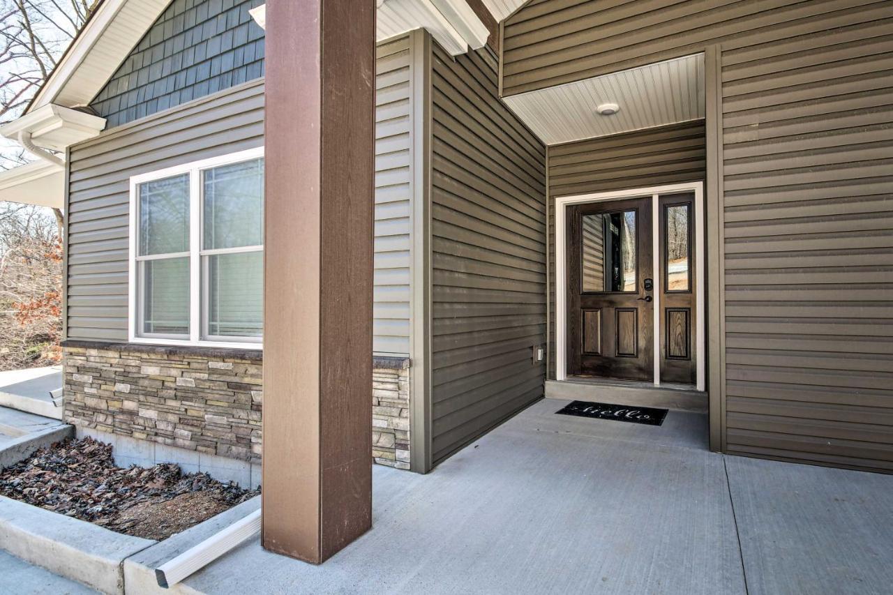 Lakefront Rocky Mount Home With Dock And Fire Pit Exterior foto